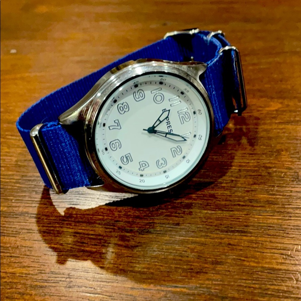 Express watch